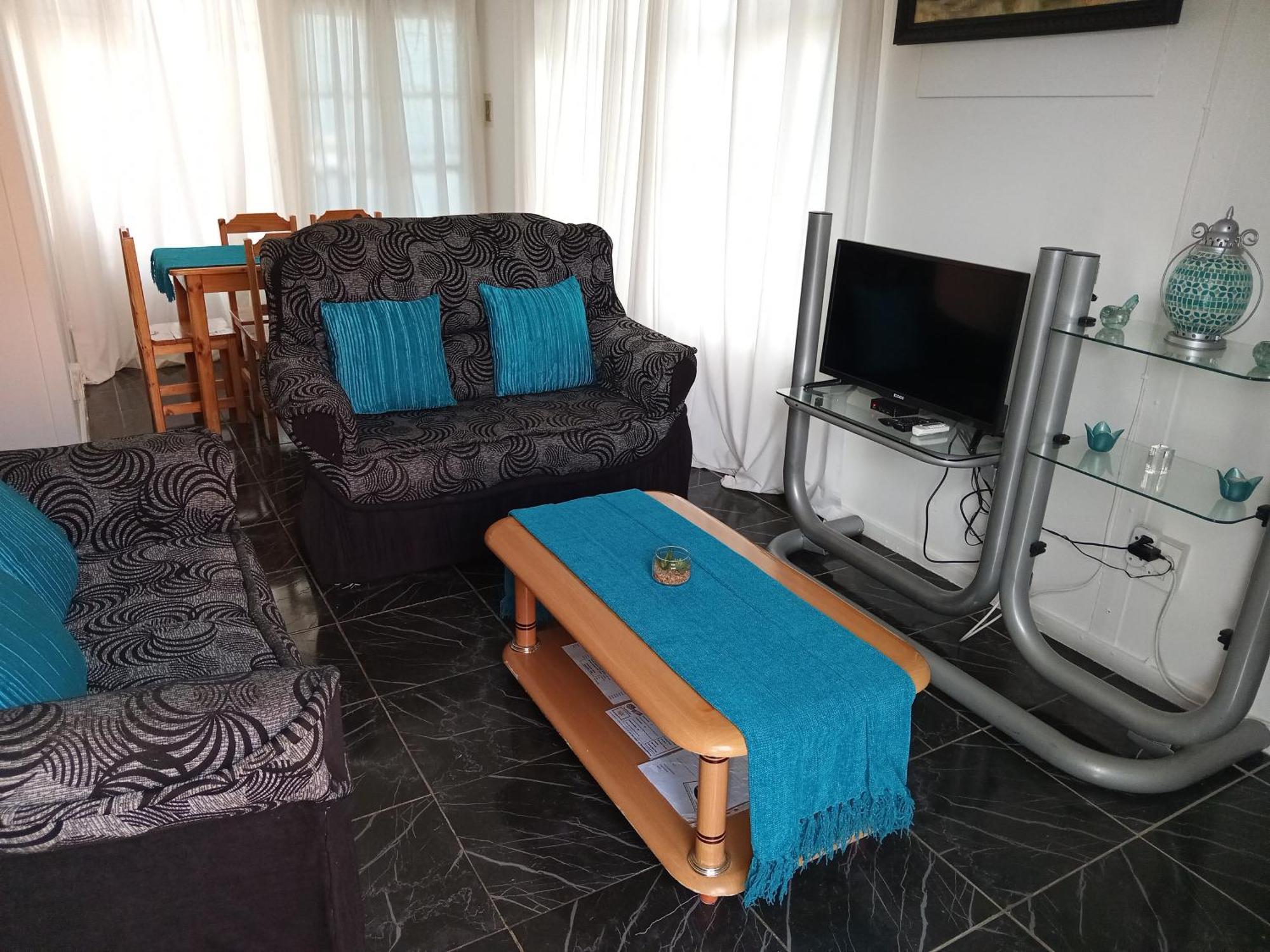 גרייפדאם Sunrose Group Of Guesthouses מראה חיצוני תמונה