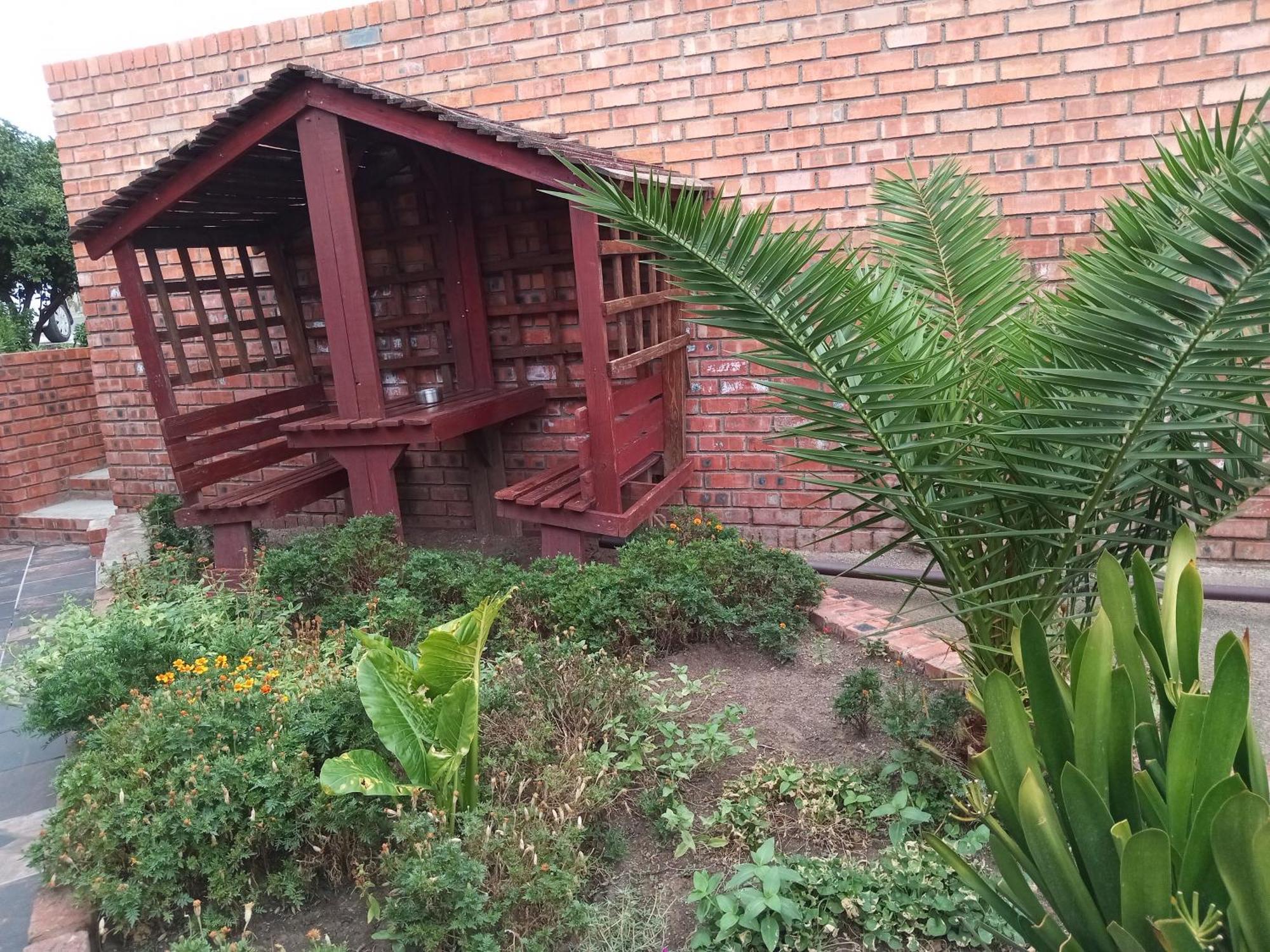 גרייפדאם Sunrose Group Of Guesthouses מראה חיצוני תמונה