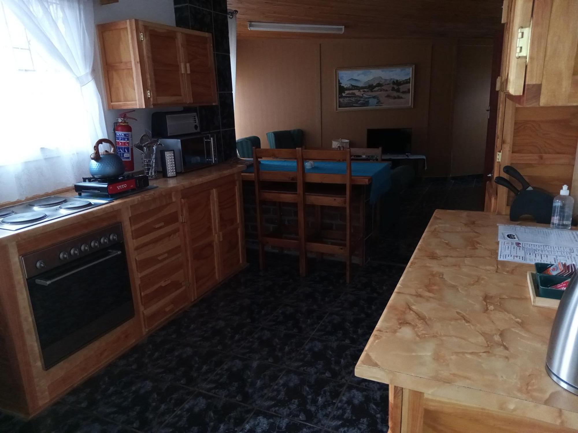 גרייפדאם Sunrose Group Of Guesthouses מראה חיצוני תמונה