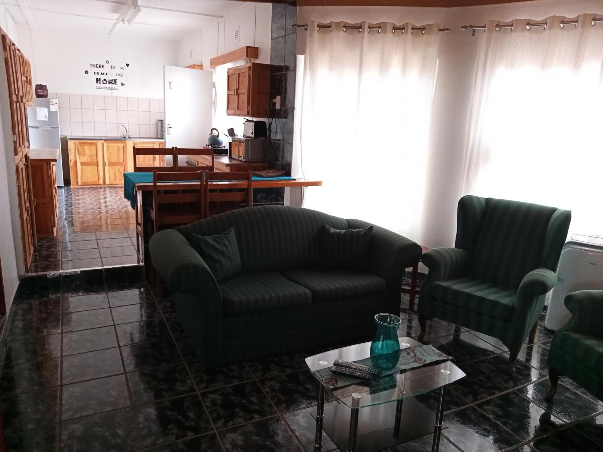 גרייפדאם Sunrose Group Of Guesthouses מראה חיצוני תמונה