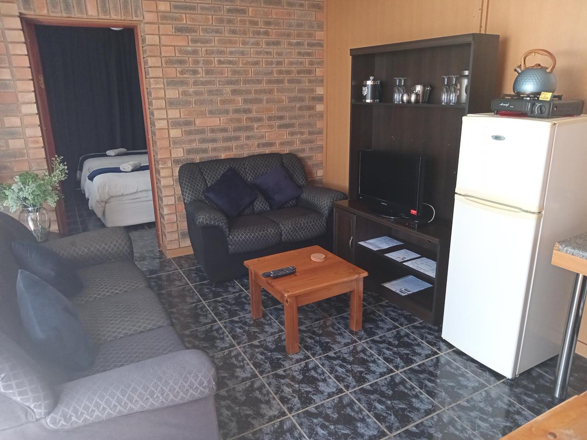 גרייפדאם Sunrose Group Of Guesthouses מראה חיצוני תמונה