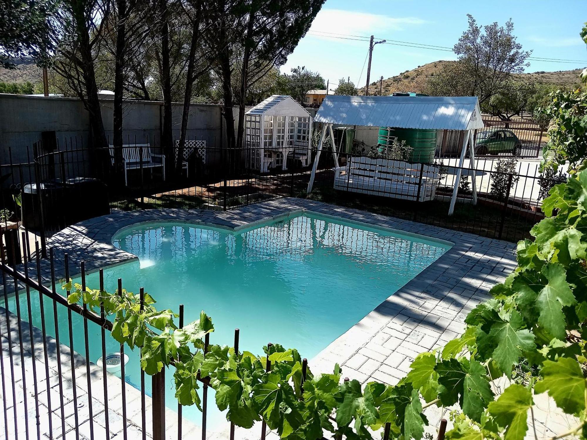 גרייפדאם Sunrose Group Of Guesthouses מראה חיצוני תמונה