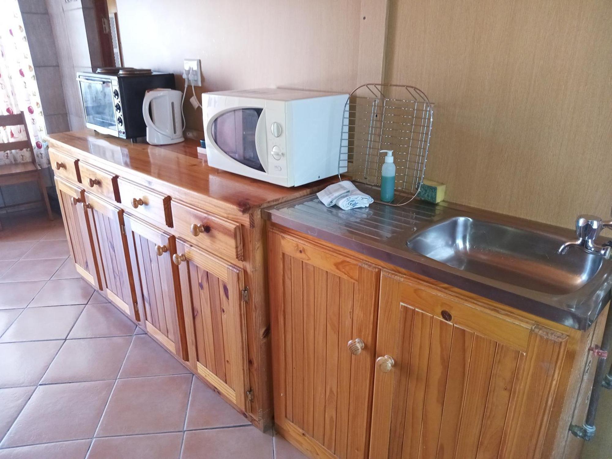 גרייפדאם Sunrose Group Of Guesthouses מראה חיצוני תמונה