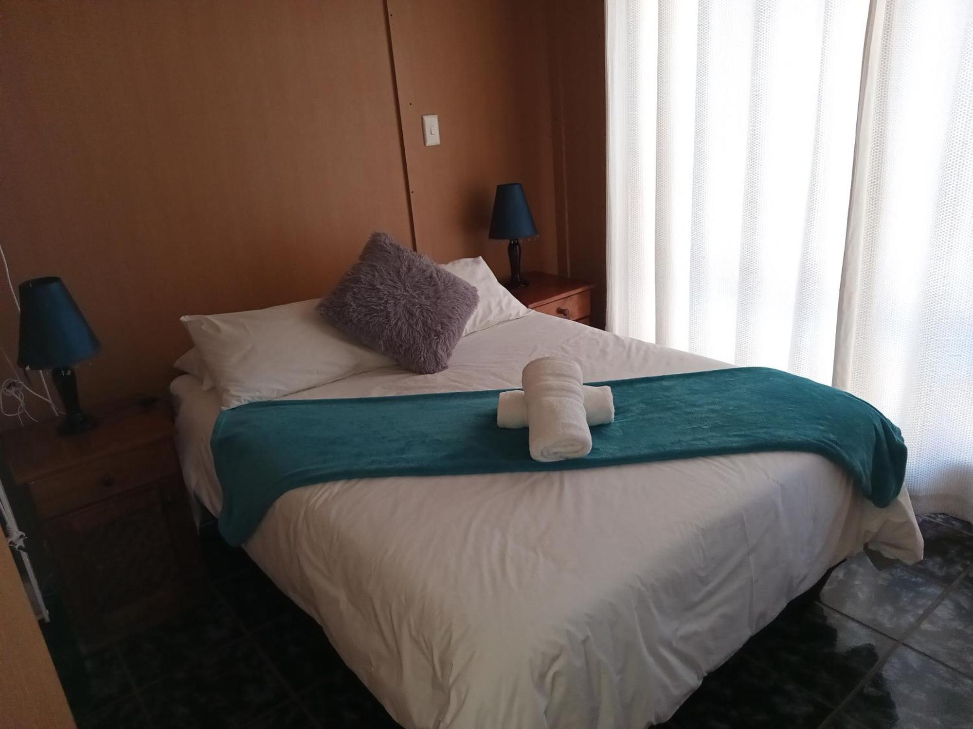 גרייפדאם Sunrose Group Of Guesthouses מראה חיצוני תמונה