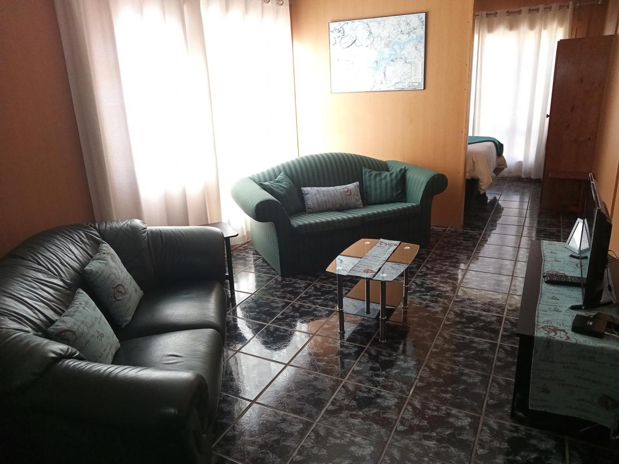 גרייפדאם Sunrose Group Of Guesthouses מראה חיצוני תמונה